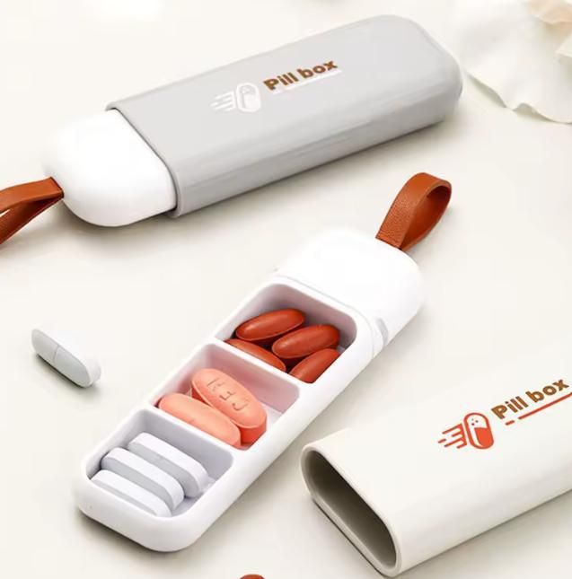 Three-Compartment Small Pill Organizer Box nmwwyb-dg