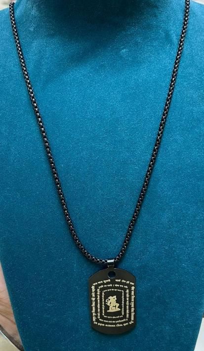 Hanuman Chalisa Pendant with Chain nmwwyb-dg