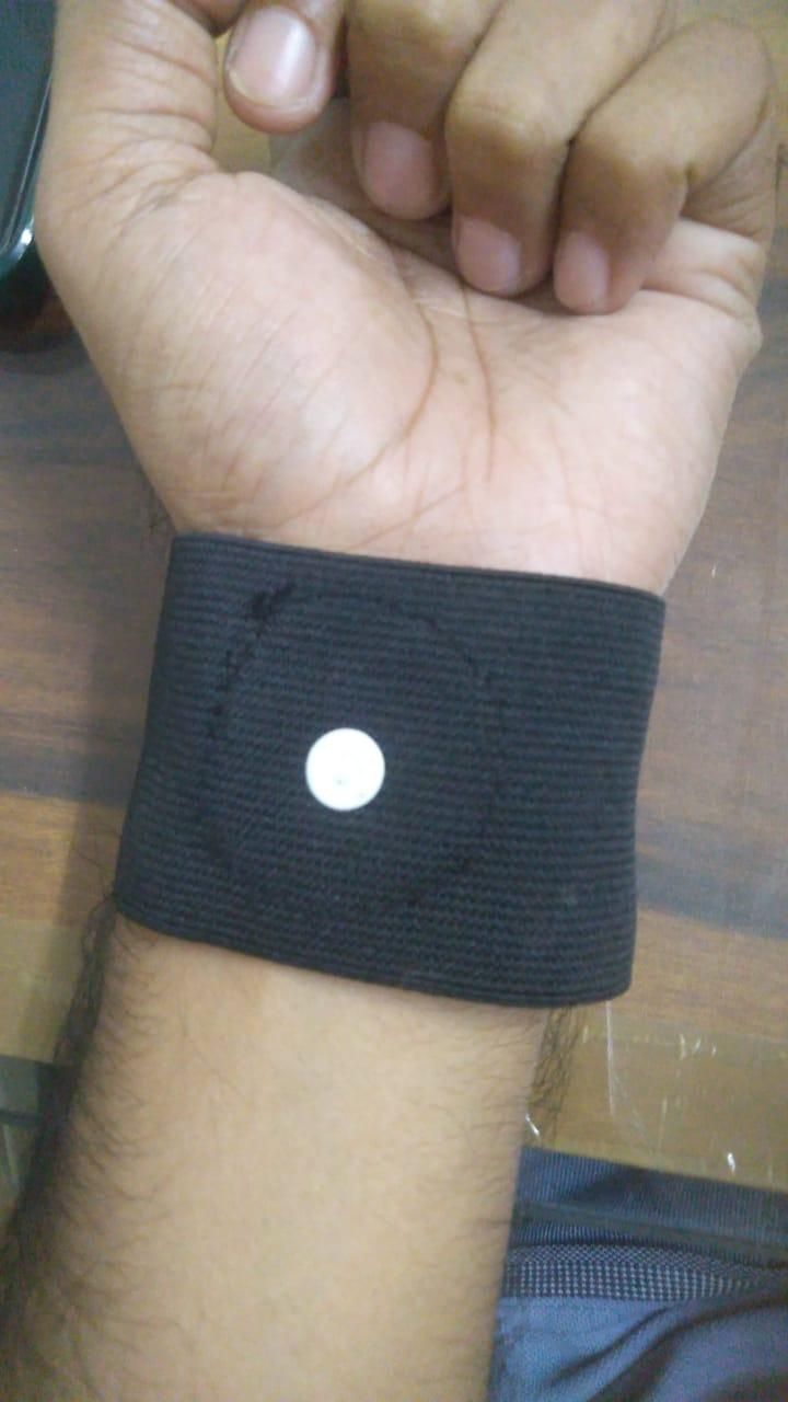 Sugar Control Wristband (Black Color) nmwwyb-dg